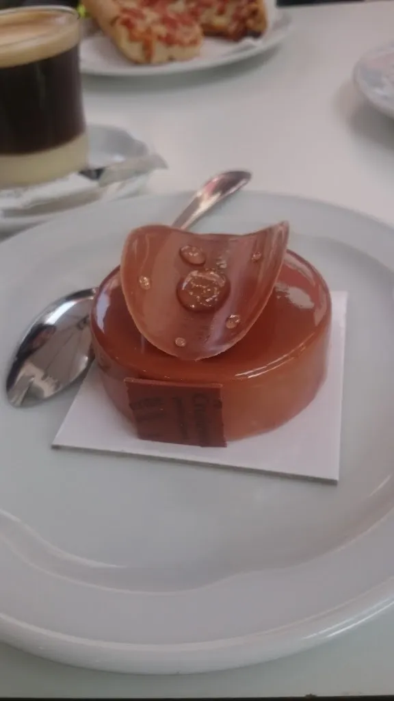 Menu_CRUJIENTE EMOTIONAL PASTRY_Redován_image_7