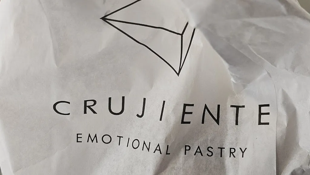 Donegal Overlanding_CRUJIENTE EMOTIONAL PASTRY_Redován_review