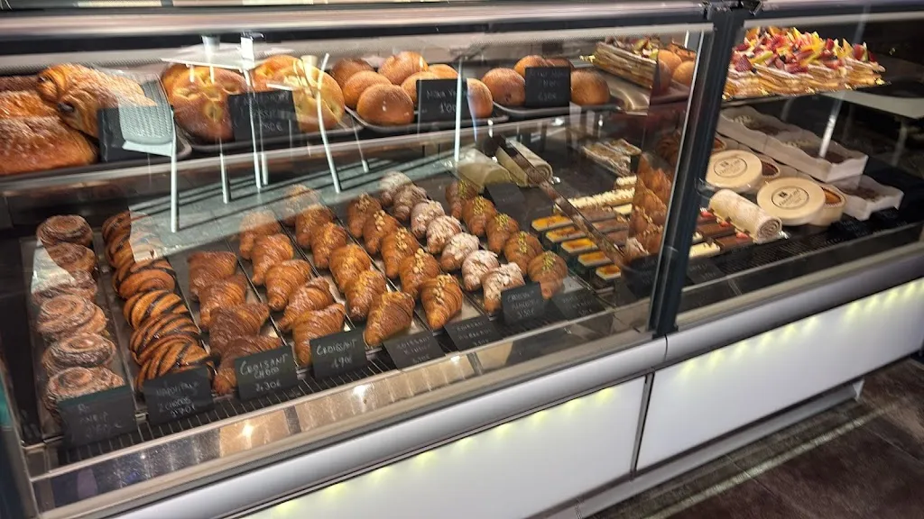 CRUJIENTE EMOTIONAL PASTRY_Redován_slider_image_3