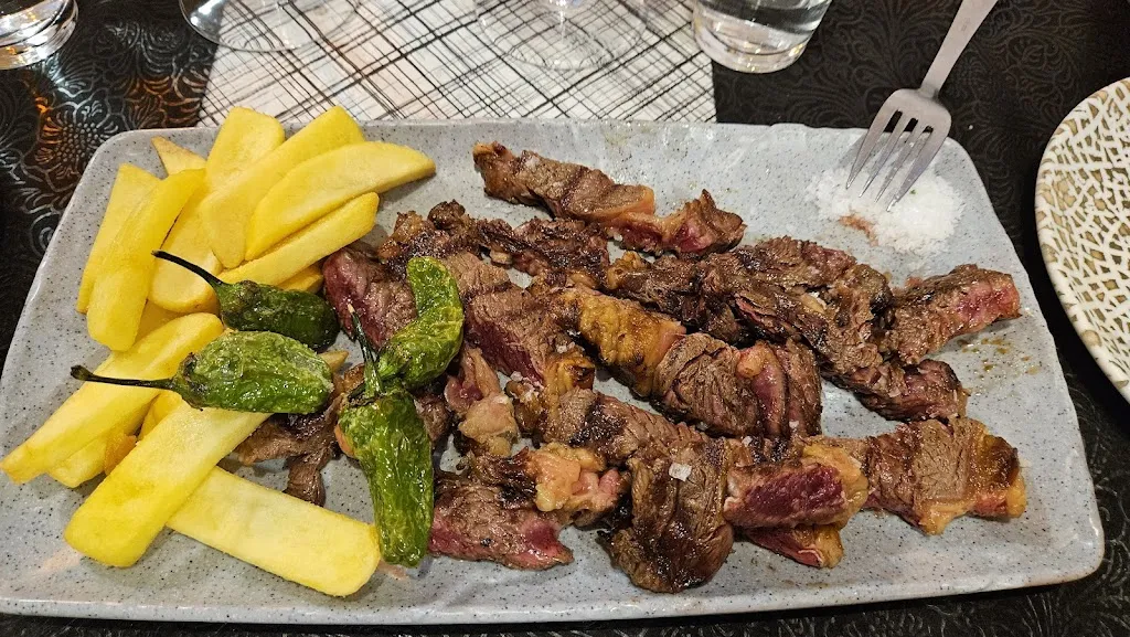 Lio Bar_Yecla_slider_image_3