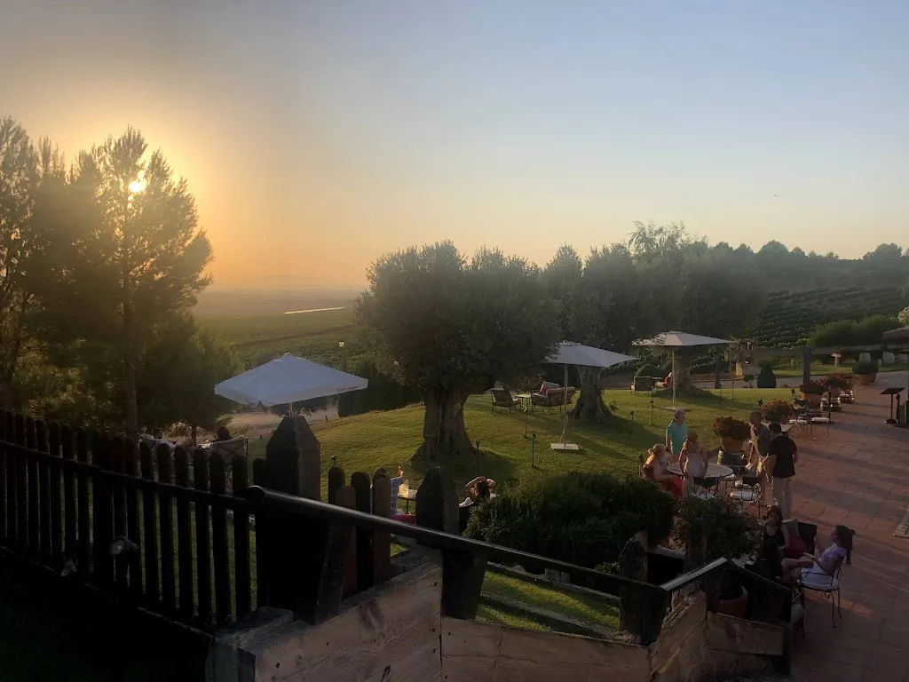 Anika A_PAGO DE CIRSUS. Bodega, Hotel & Restaurante_Ablitas_review