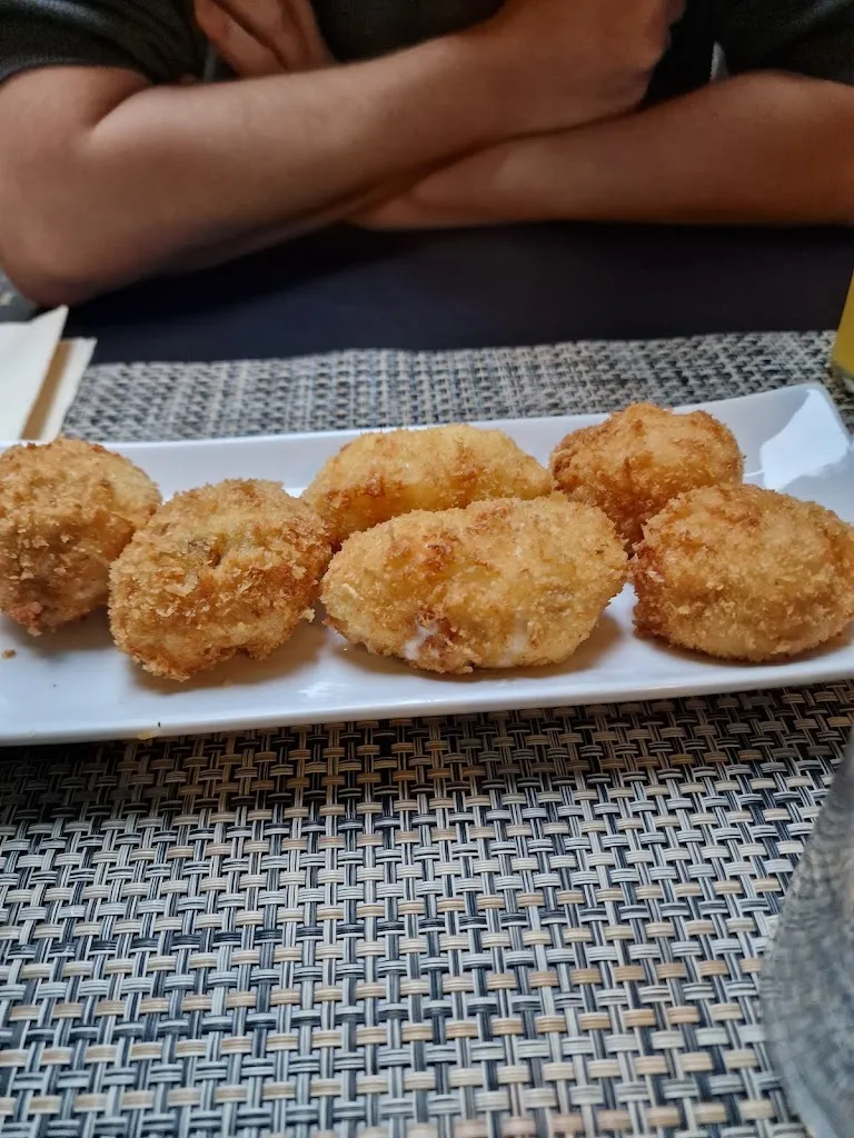 Nicole G_Arkangoa_Altsasu/Alsasua_review