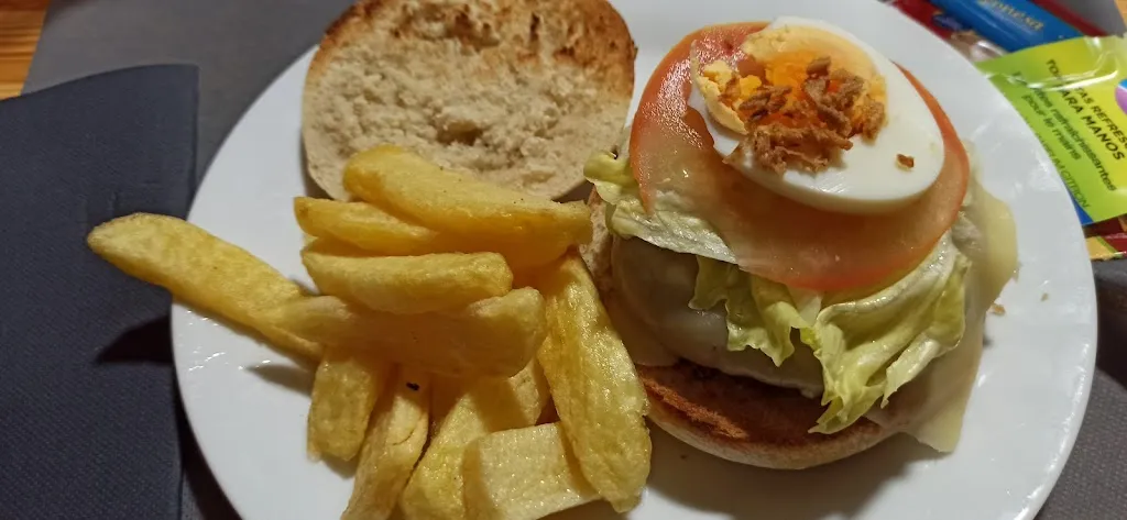 Mara Gilbert_BAR KUKUA_Altsasu/Alsasua_recensione