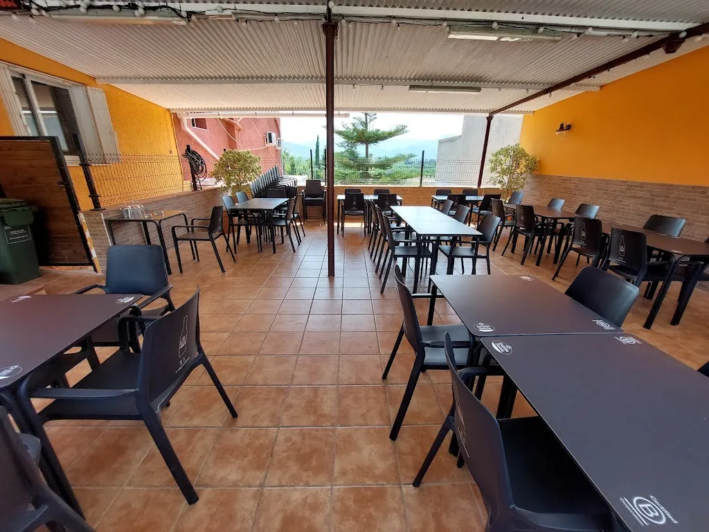 Mixana bar restaurant in Sanet y Negrals