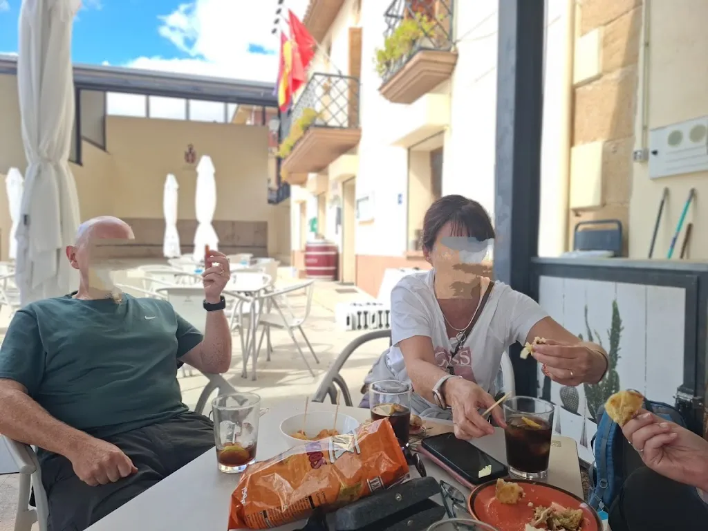 Ben Gilmartin_Bar Ilarria_Abáigar_review