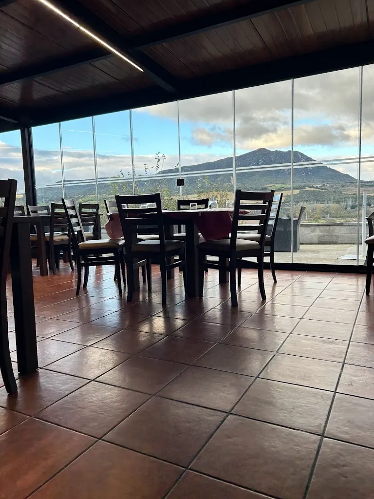 Restaurante El Mirador restaurant in Abáigar