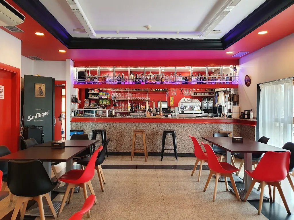 suri K_Retro_Abáigar_review