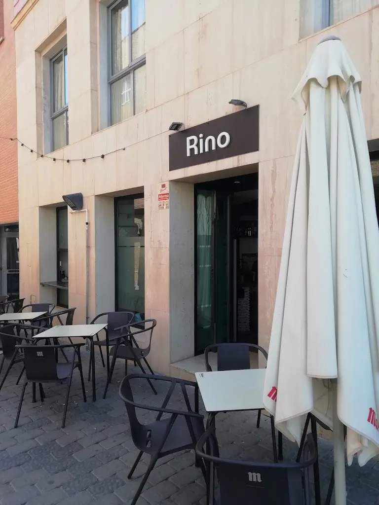 Christine Burns_Restaurante Rino_Totana_review