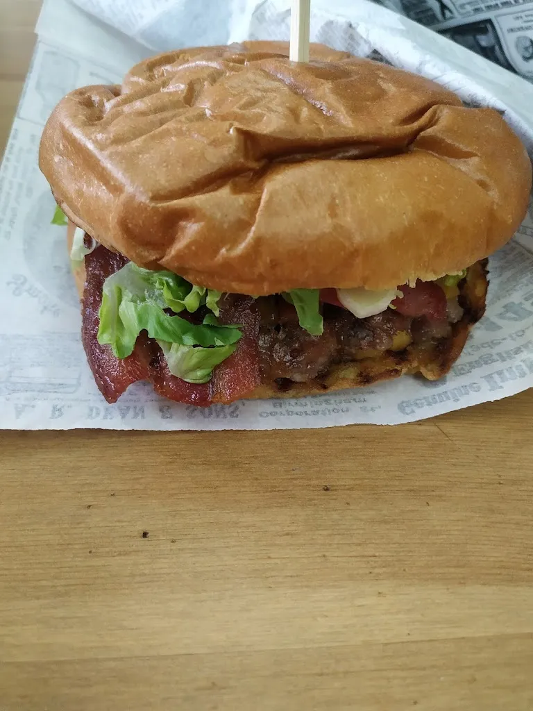 Esteban Izquierdo_La Calle Bocateria_Totana_recensione