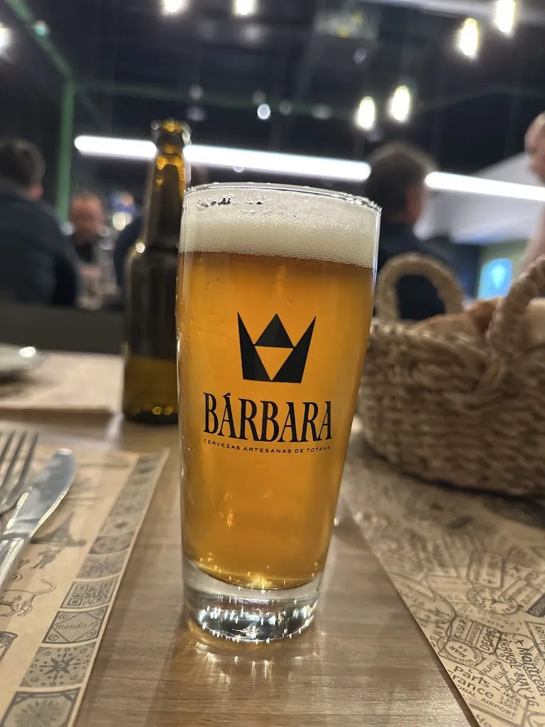 Bárbara Cervezas Artesanas_Totana_slider_image_2