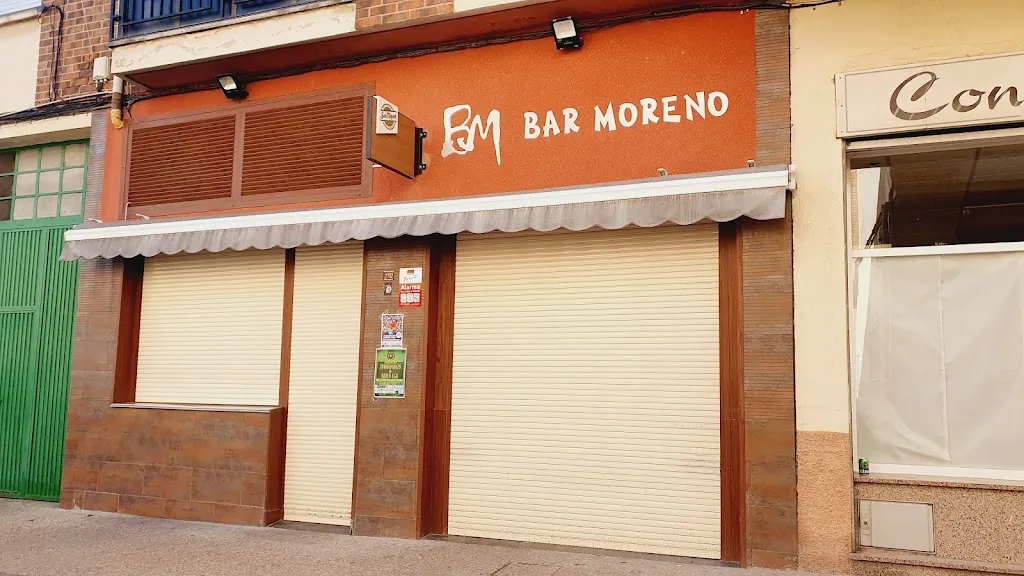 Diana Varela Cabal_Bar Moreno_Andosilla_review