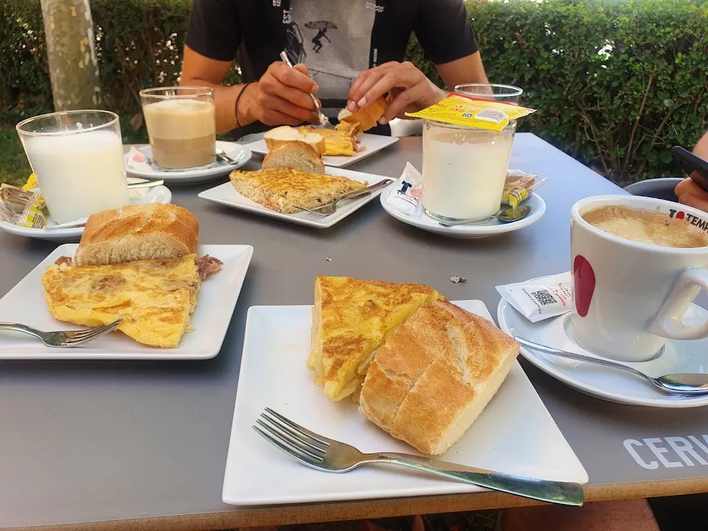 Club de Jubilados_Andosilla_slider_image_3