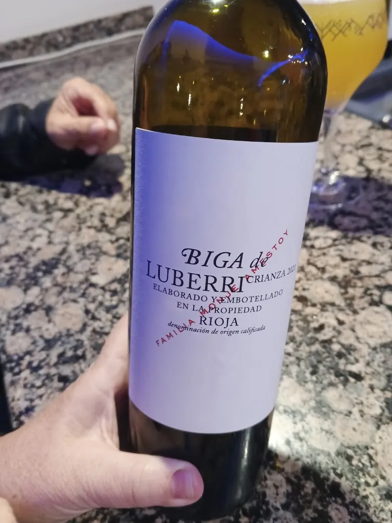 Menu_Bar Tory_Andosilla_image_3