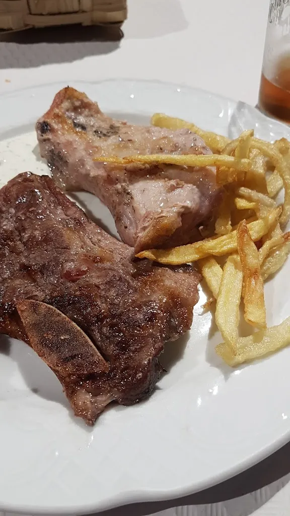 Bar. Restaurante Andosilla restaurant in Andosilla