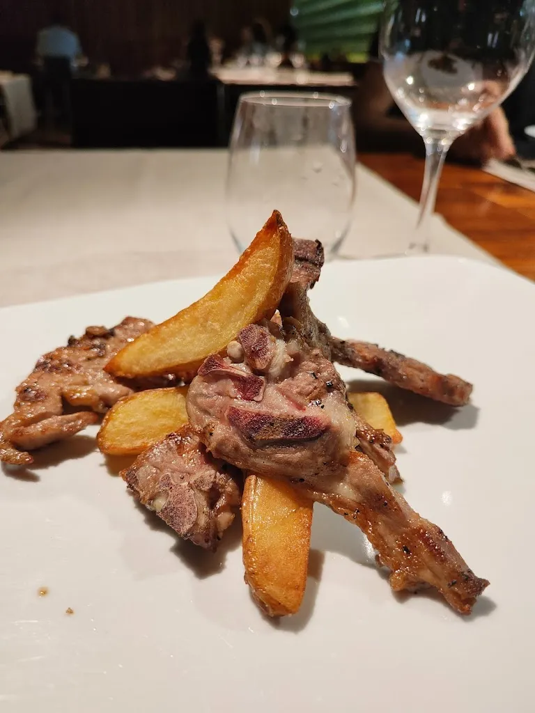 Mark Arvidson_El Mercao_Anue_review