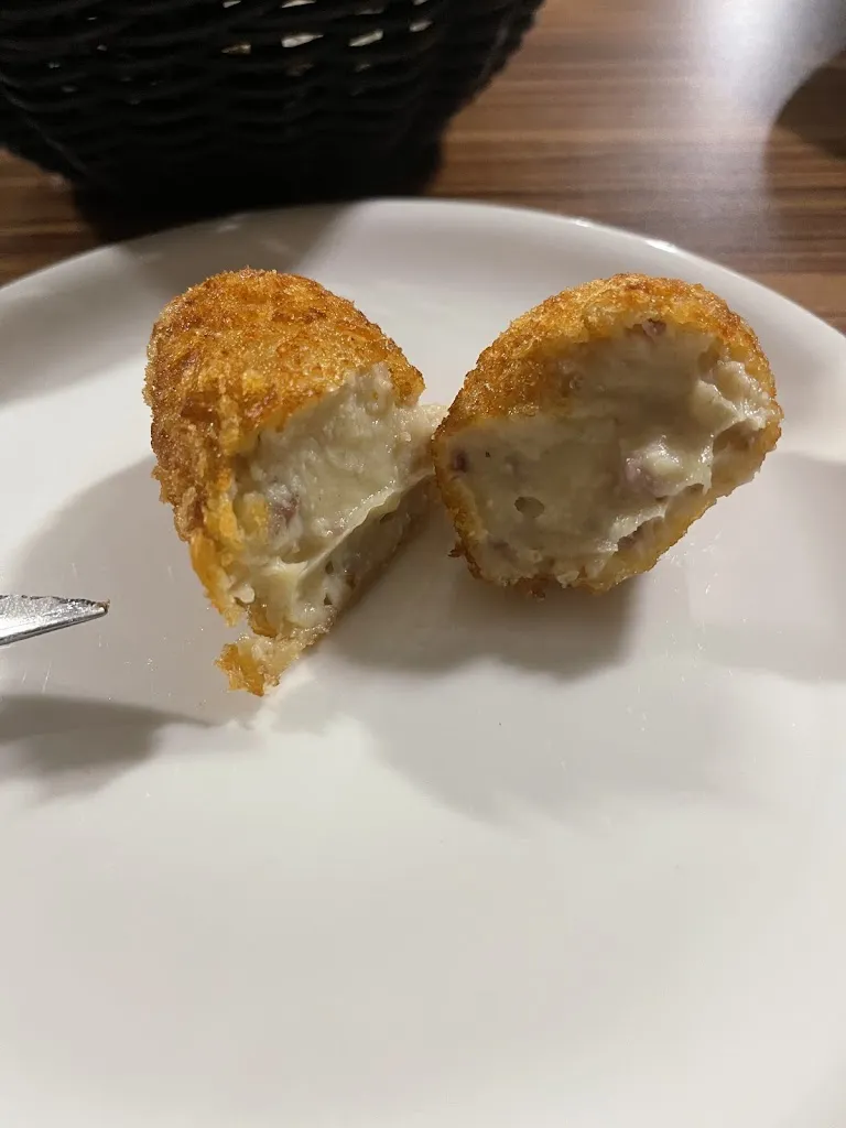 Krispina Around the World_Bar EL TANO_Ansoáin/Antsoain_review