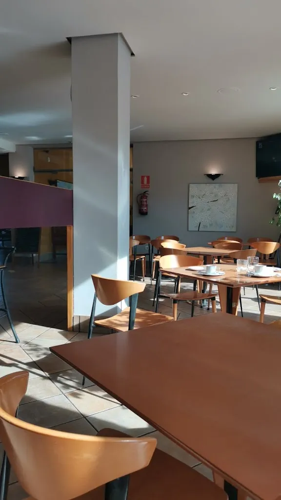 Olga Averianova_Bar de carretera_Araitz_review