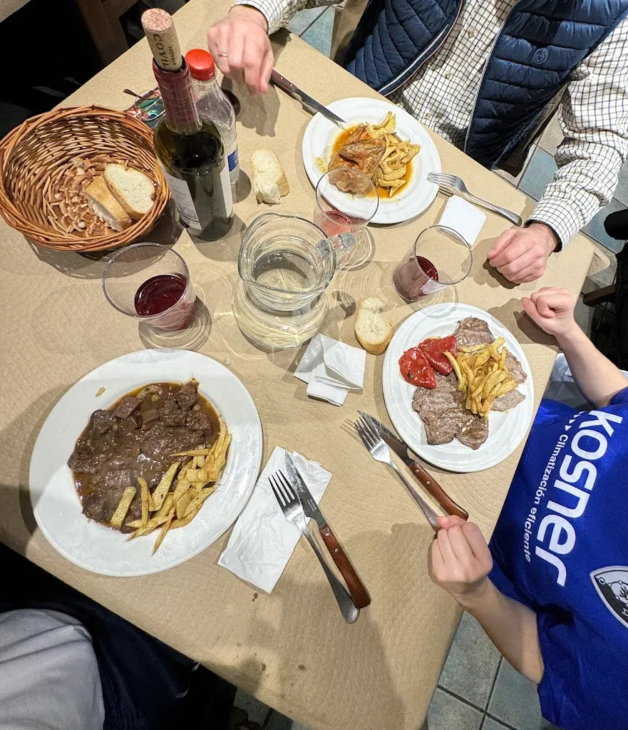 Eduardo Ordoqui Huesa_Beatrizenea Taberna_Araitz_avis