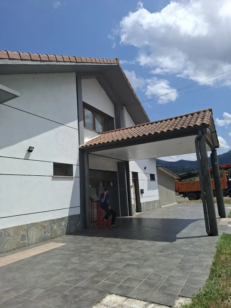 Jordana V_Iratzar Jatetxea_Araitz_review