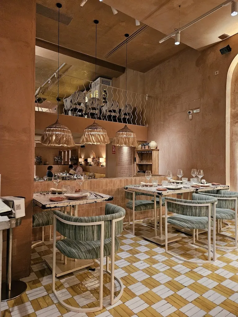 Restaurante Azahara Madrid restaurant in Arano