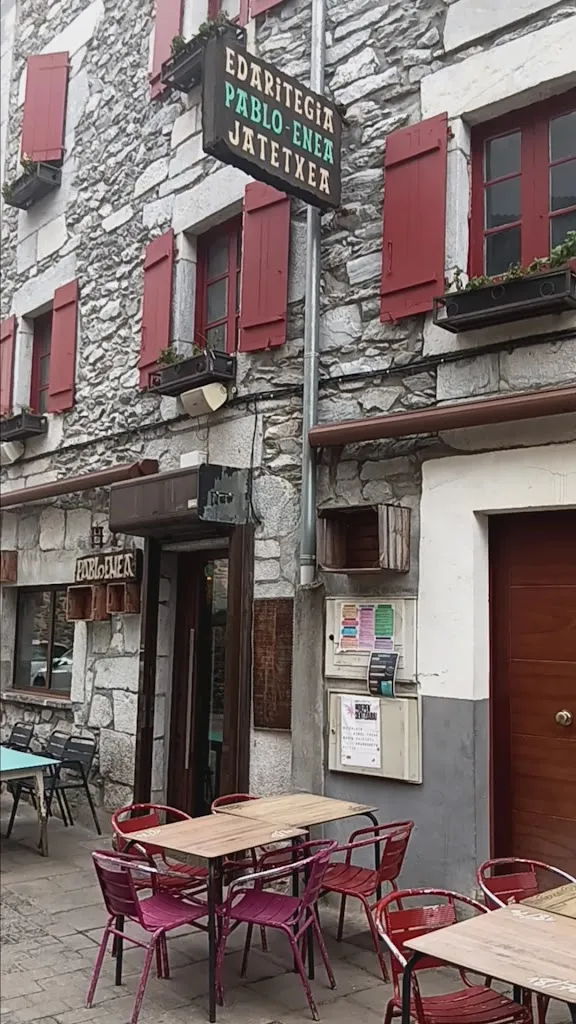 Pablo Enea Jatetxea_Arantza_slider_image_2