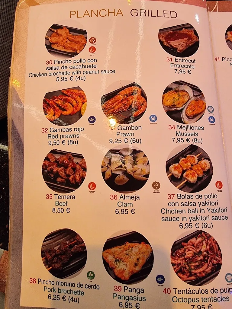 Asia Yami_Pilar de la Horadada_slider_image_3