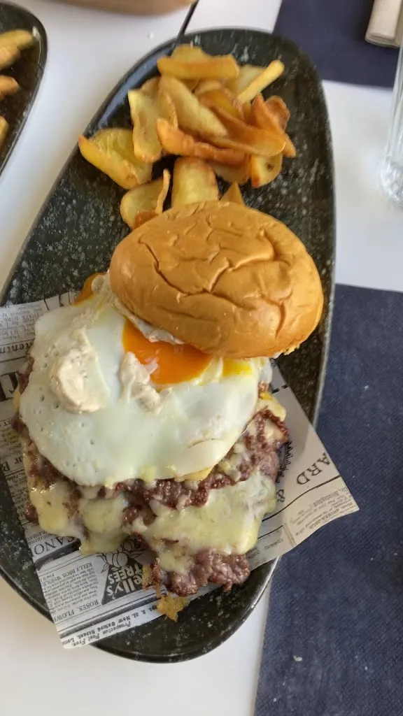 EL TALLER BURGER BAR_Torre-Pacheco_slider_image_2