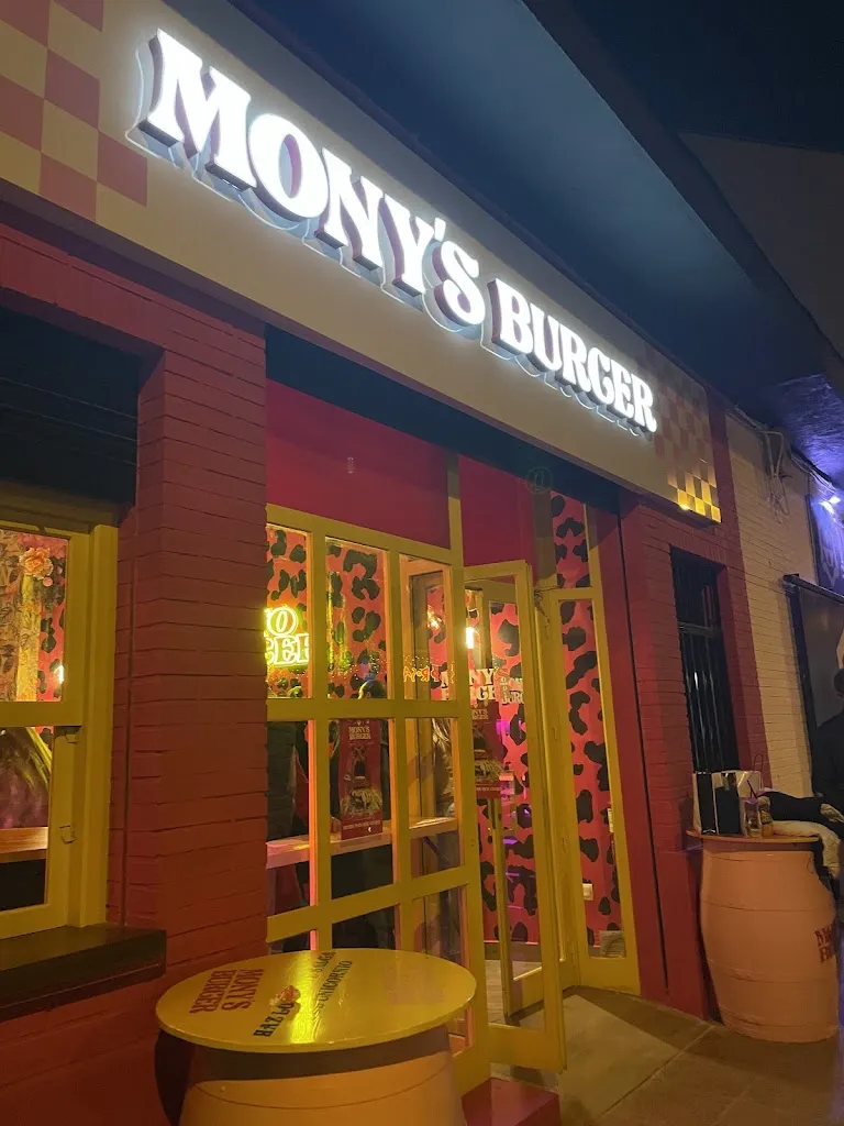 Mony'sBurger_Torre-Pacheco_slider_image_1