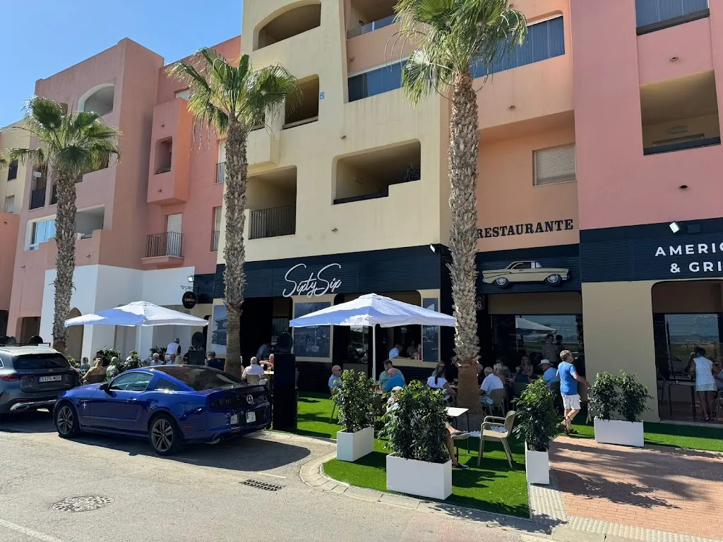 SixtySix American Bar & Grill_Torre-Pacheco_slider_image_1