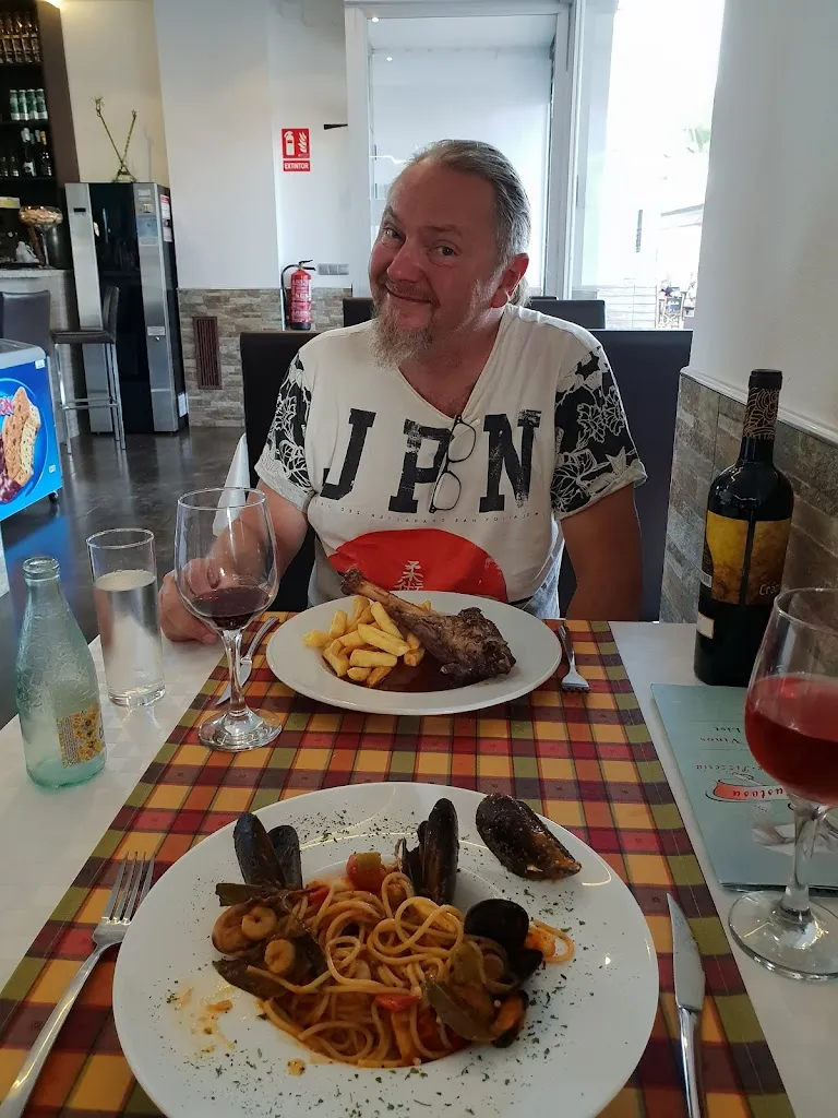 Kat Campbell_La Gustosa_Torre-Pacheco_review