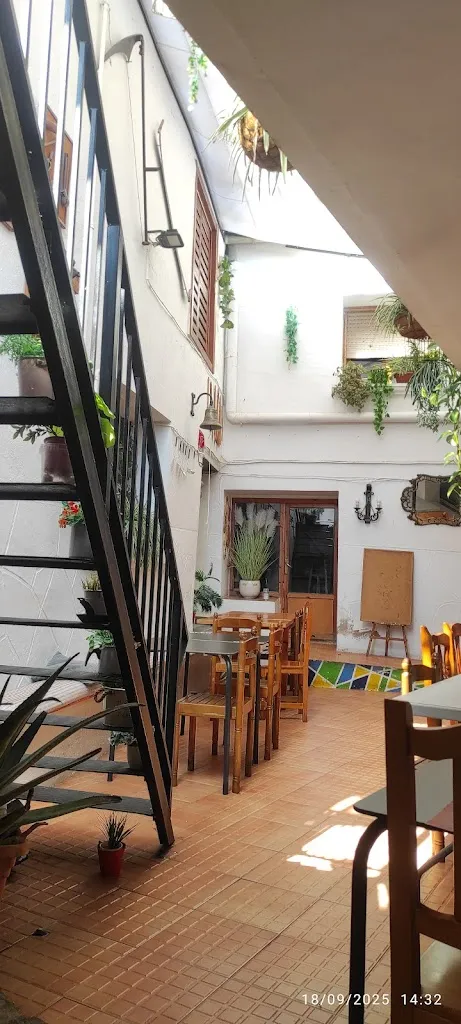 elvira Lopez_EL CERCO Bar-Restaurante-Fonda_Artajona_review