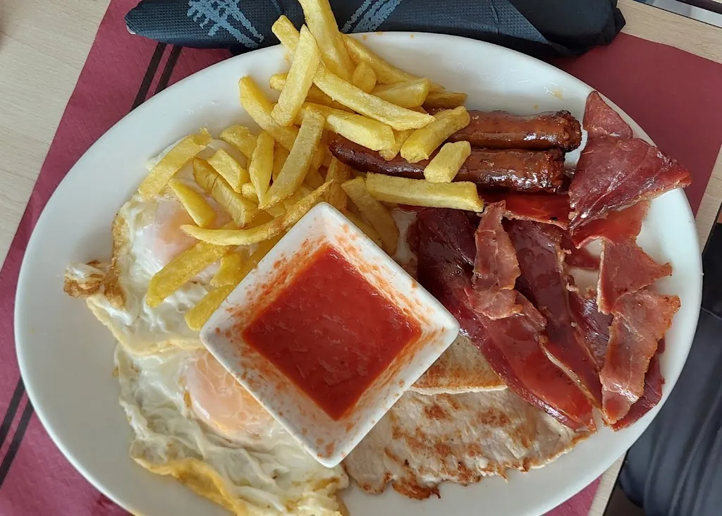 KANPINEKO OSTATUE_Artazu_slider_image_3