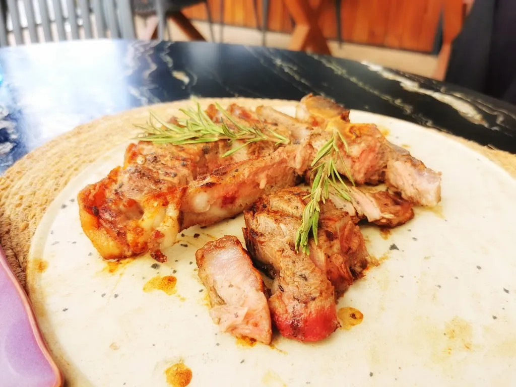 Joerg Koller_Brasa de Beche_Abegondo_review