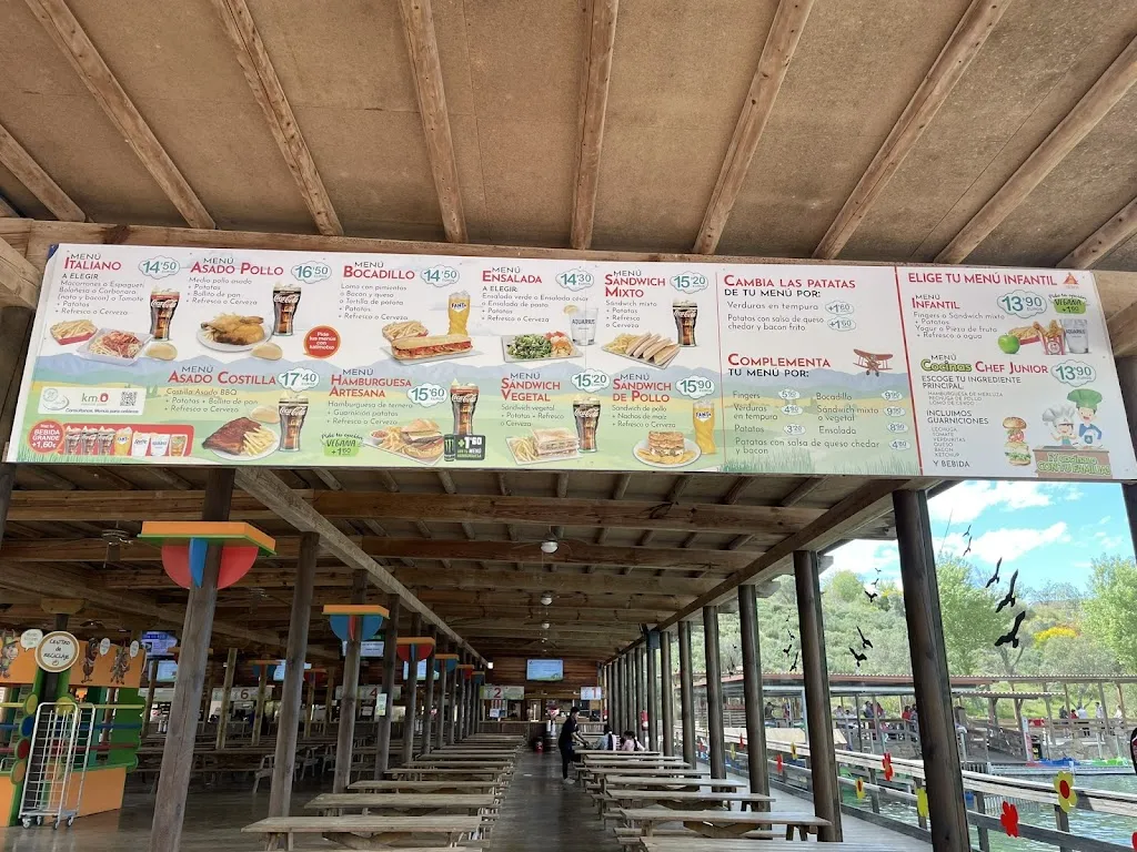 Restaurante del lago_Arguedas_slider_image_3