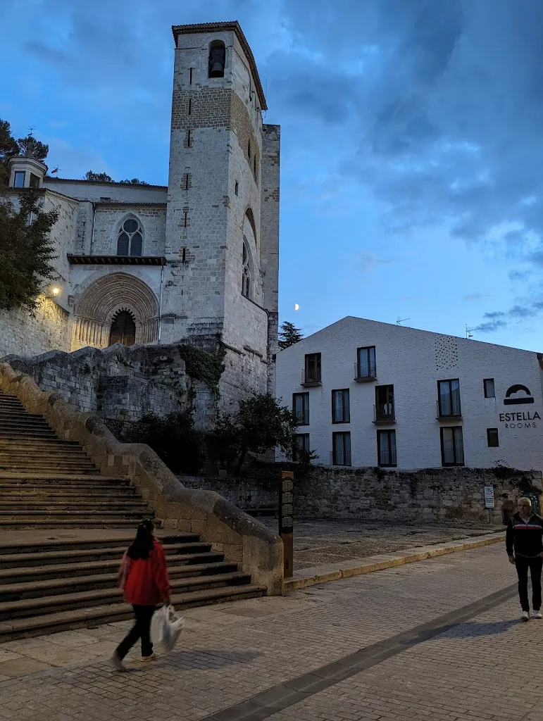 Guenther Moeller_ESTELLA ROOMS - AUTOCHECKIN_Ayegui_review