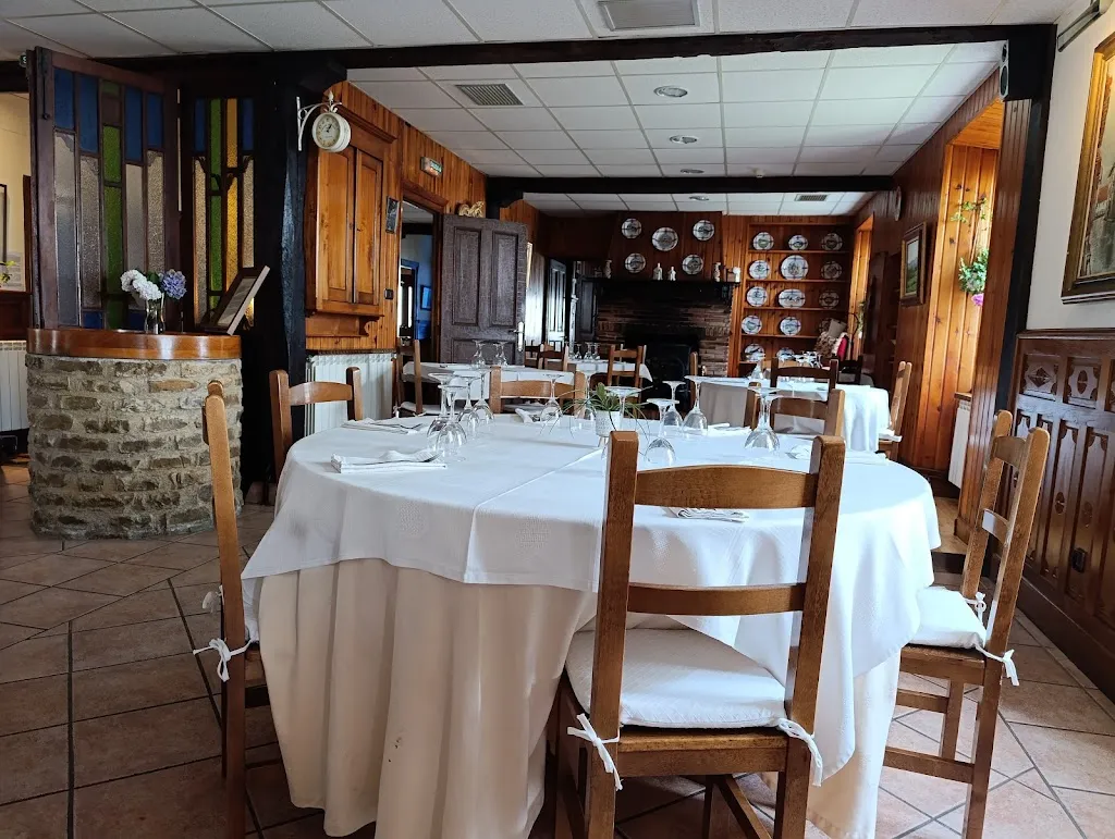 RESTAURANTE - TXIKI POLIT - CASA RURAL_Auritz/Burguete_slider_image_1