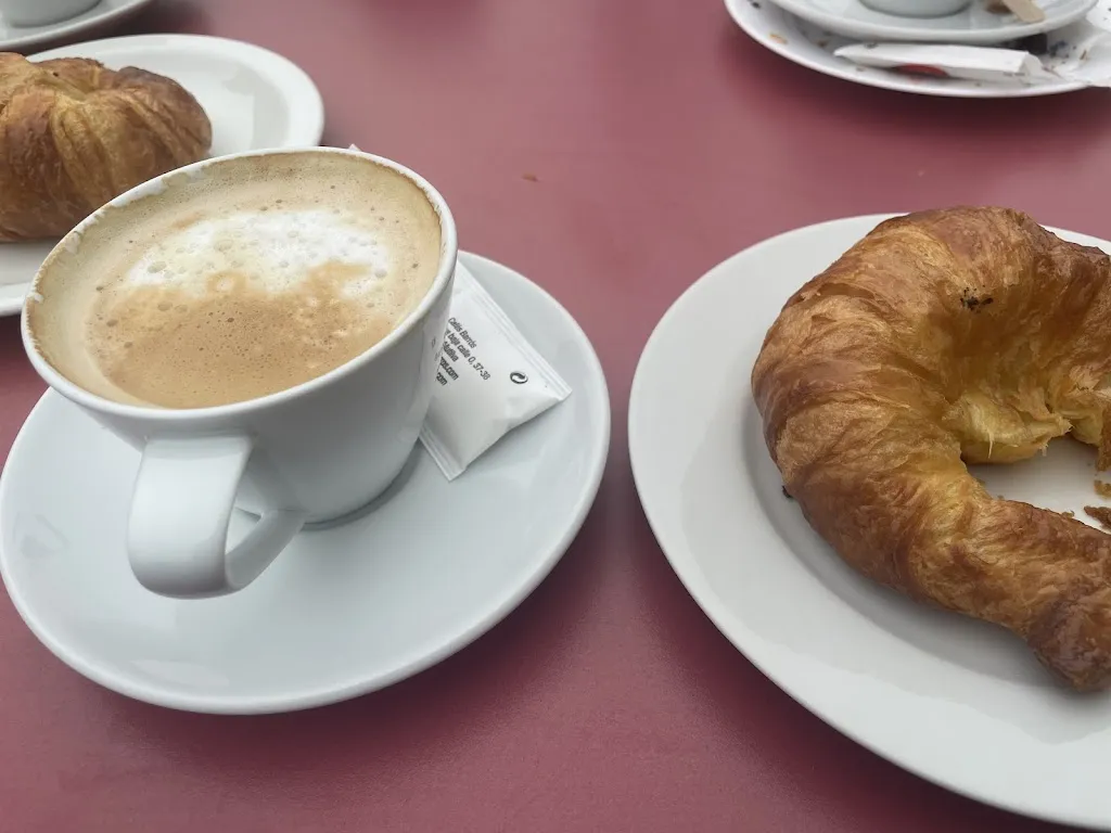 Laura S_Goxona_Auritz/Burguete_review