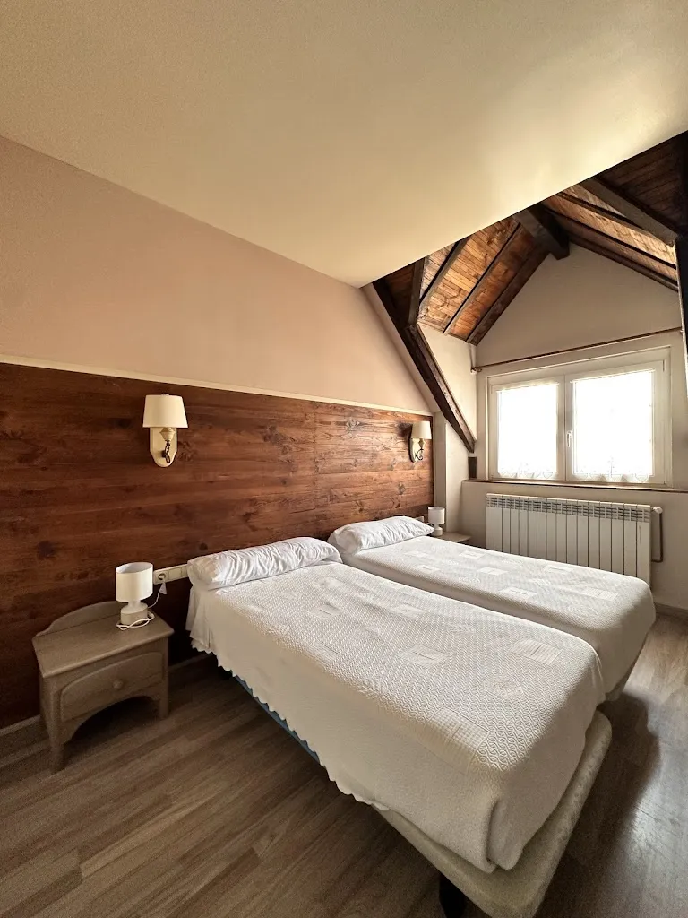 Hotel Loizu_Auritz/Burguete_slider_image_2