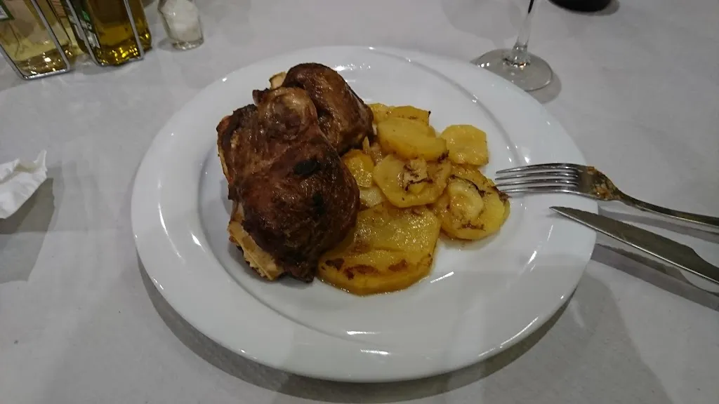 Hostal Restaurante Leyre_Azagra_slider_image_2