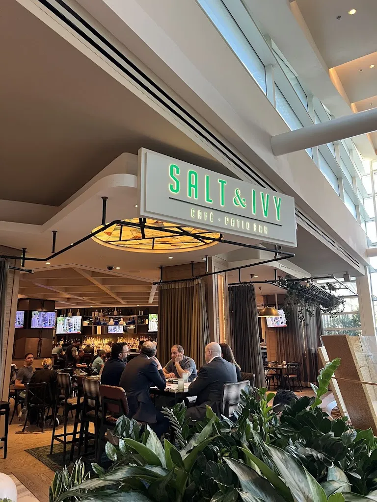 Salt & Ivy restaurant in Aria
