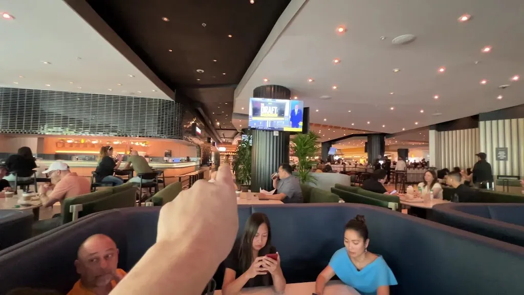 Proper Eats Food Hall_Aria_slider_image_2