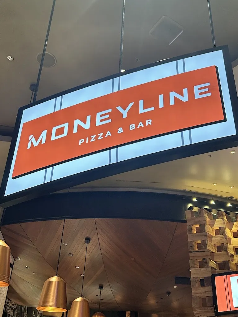 Renelyn Bangert_Moneyline Pizza & Bar_Aria_review