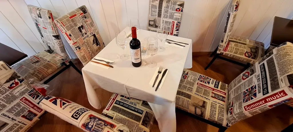 Bar restaurante Honduras restaurant in Barbarin