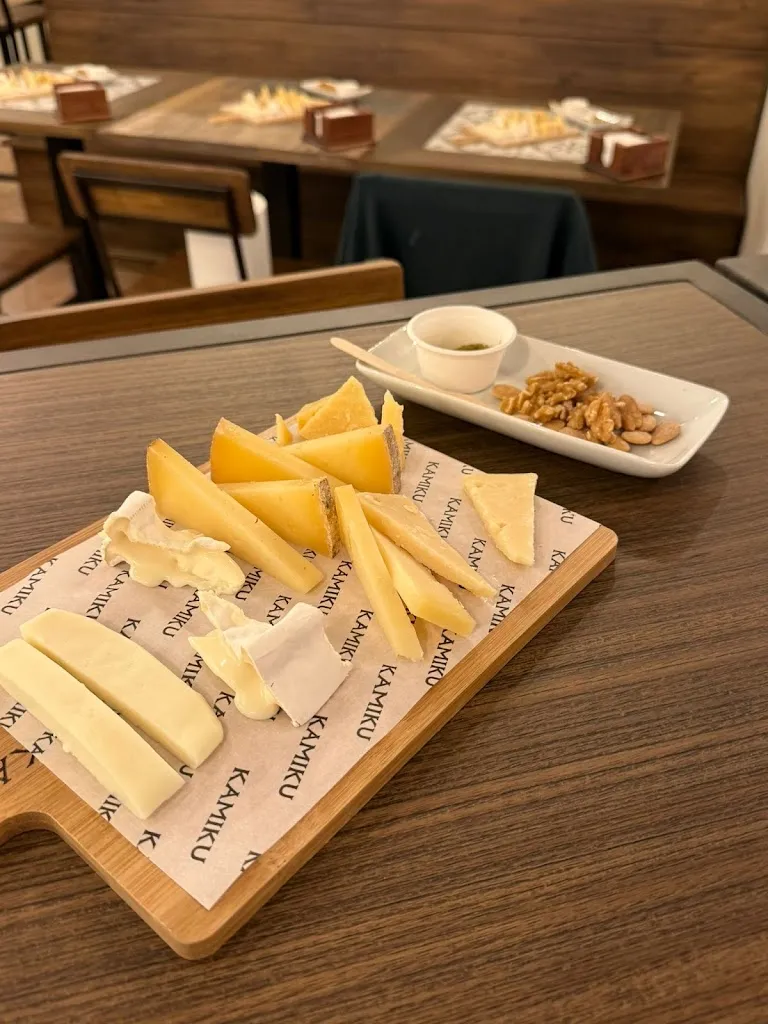 KAMIKU_Baztan_slider_image_3