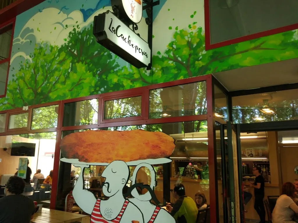 BAR RESTAURANTE BATÁN restaurant in Atarrabia