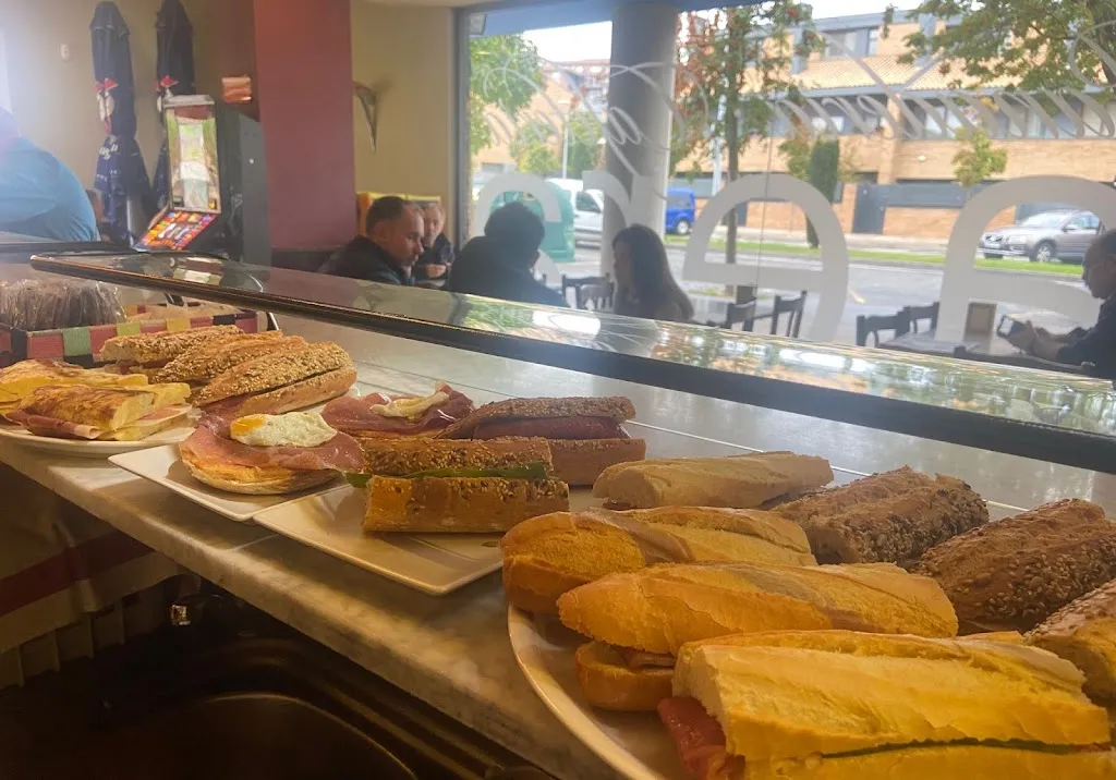 Cafetería la Era_Atarrabia_slider_image_1