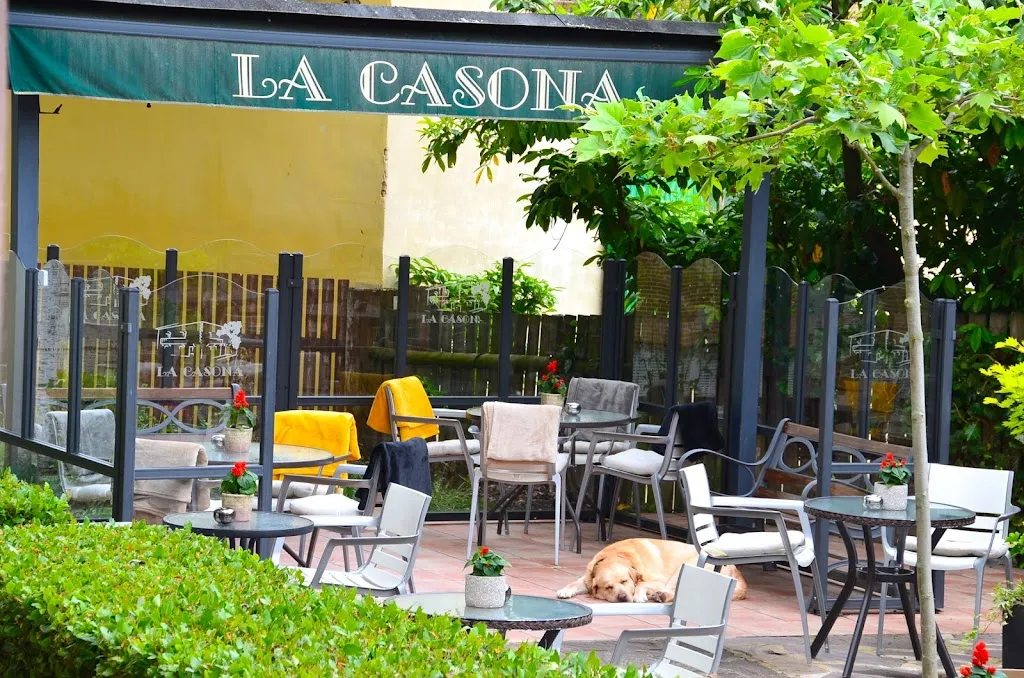 La Casona Asador Sidrería restaurant in Belascoáin