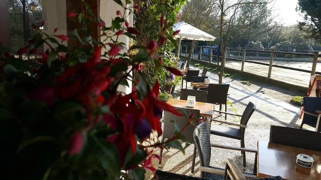 Txikottxikot Bar restaurante restaurant in Belascoáin