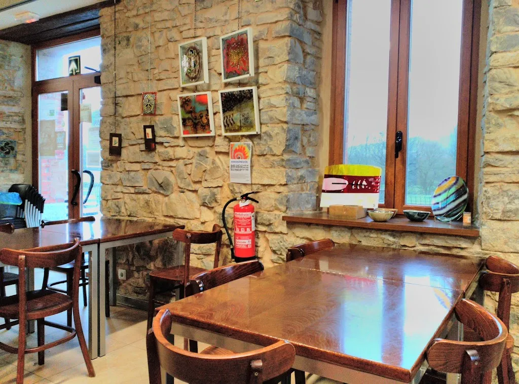 Apeztegiberriko Denda - Taberna_Basaburua_slider_image_2