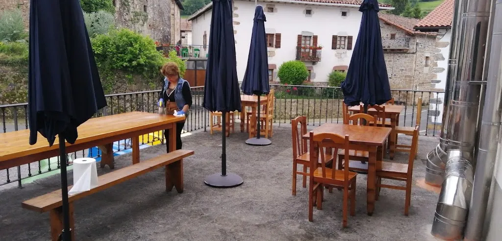 Labaiengo Ostatua restaurant in Basaburua